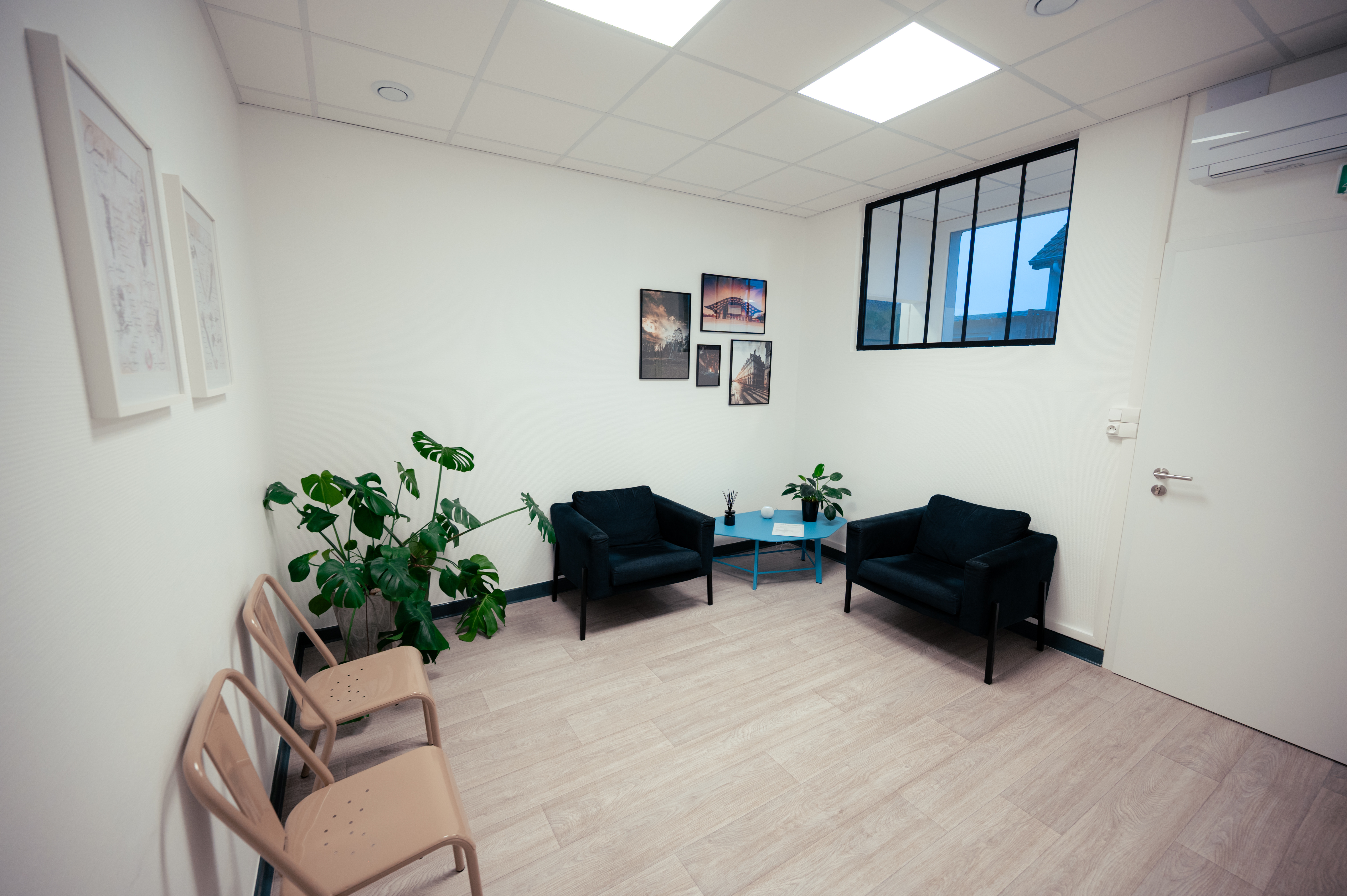 Salle d'attente du cabinet